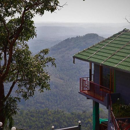 Stone Hills Hotel Kannur Exterior foto