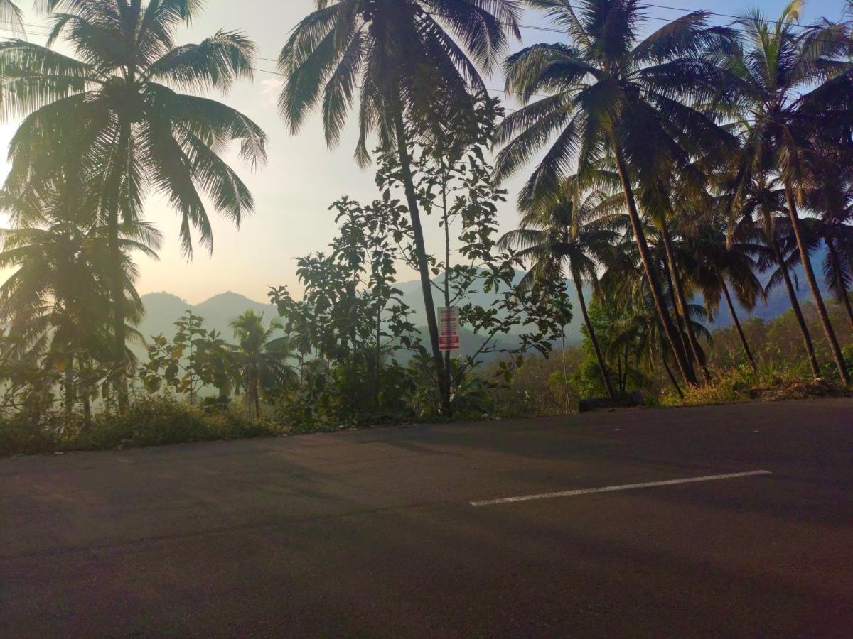 Stone Hills Hotel Kannur Exterior foto
